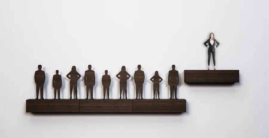 How To Become A Strong Leader? These 7 Strategies Will Make You A People Magnet In No Time!