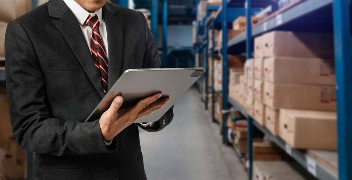 Guide to Supply Chain Manager: Climb the Corporate Chain
