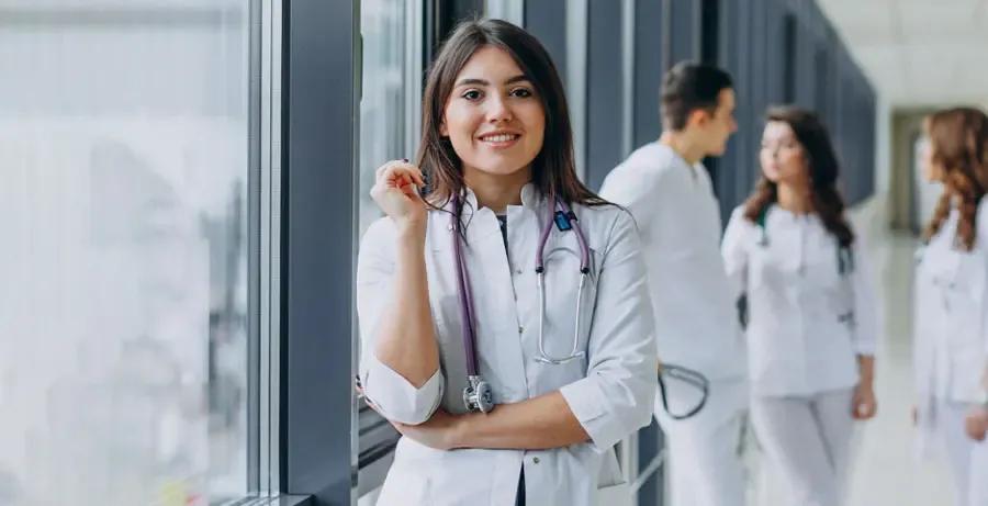 7 Best Medical Courses After 12th for a Bright Future