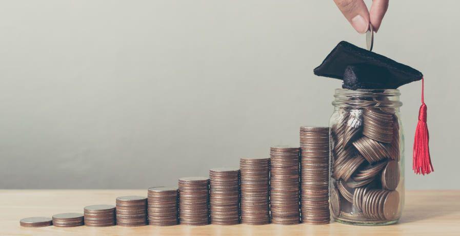 Online MBA Scholarships and Financial Aid Opportunities