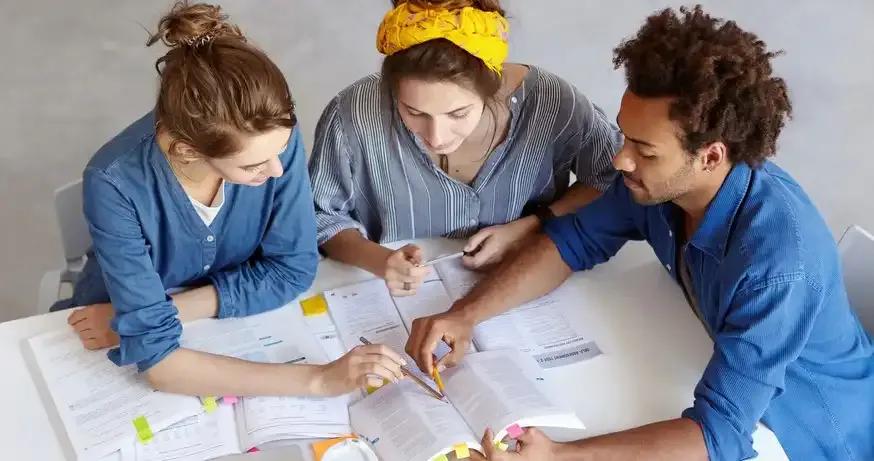 MBA Project Topics for Top 10 MBA Specialisations in India